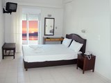 Plaza Hotel, Nea Styra